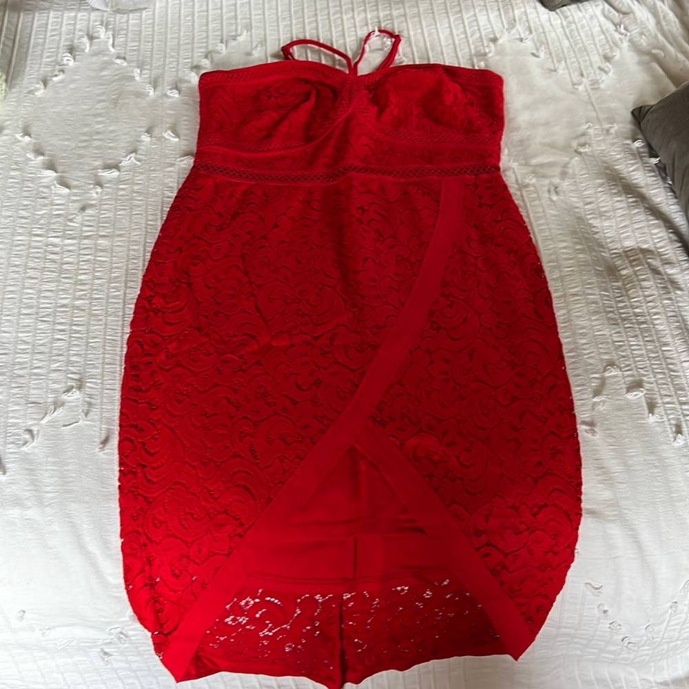 VENUS red lace dress NWOT sz14